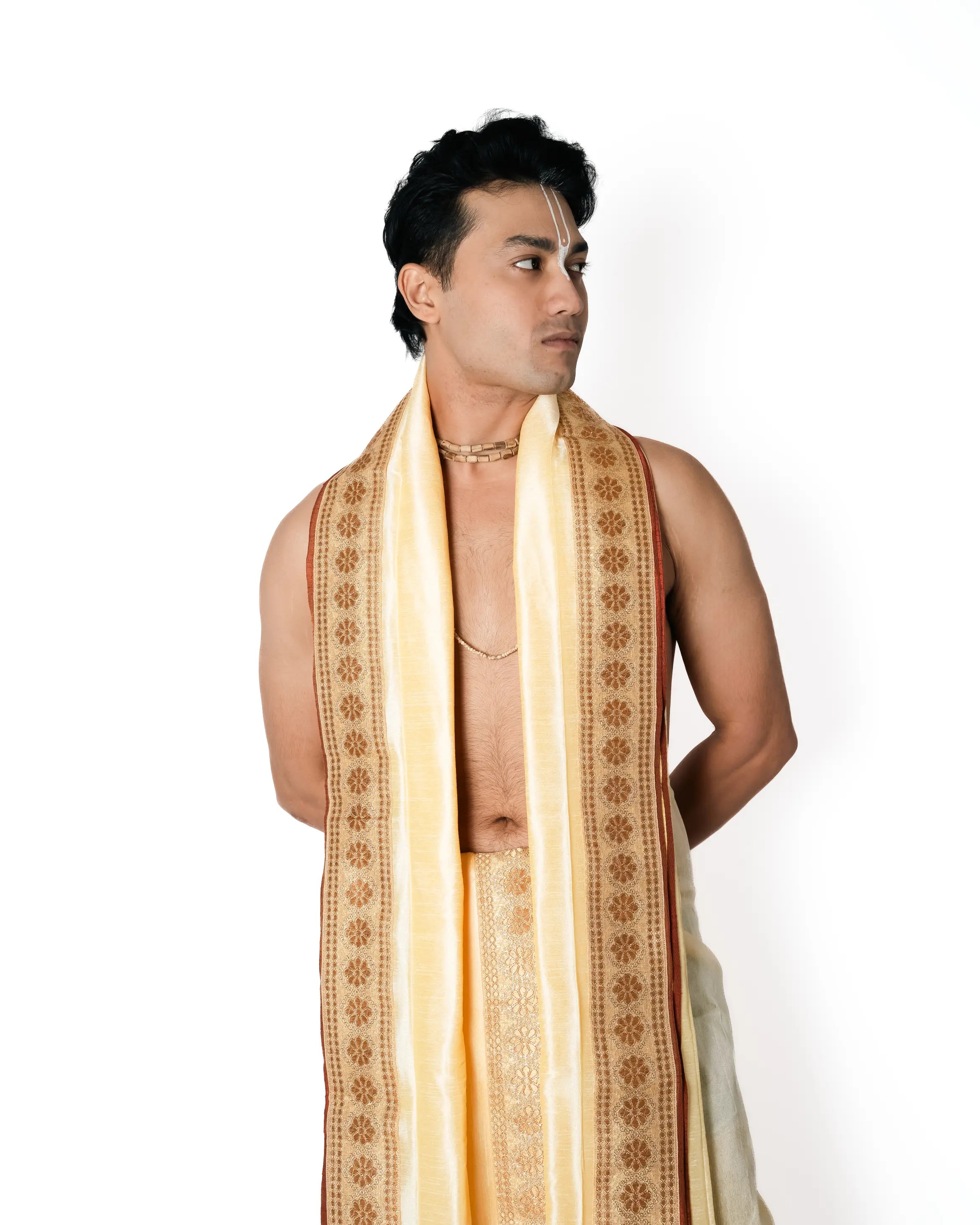 Hiranya Dhoti Set