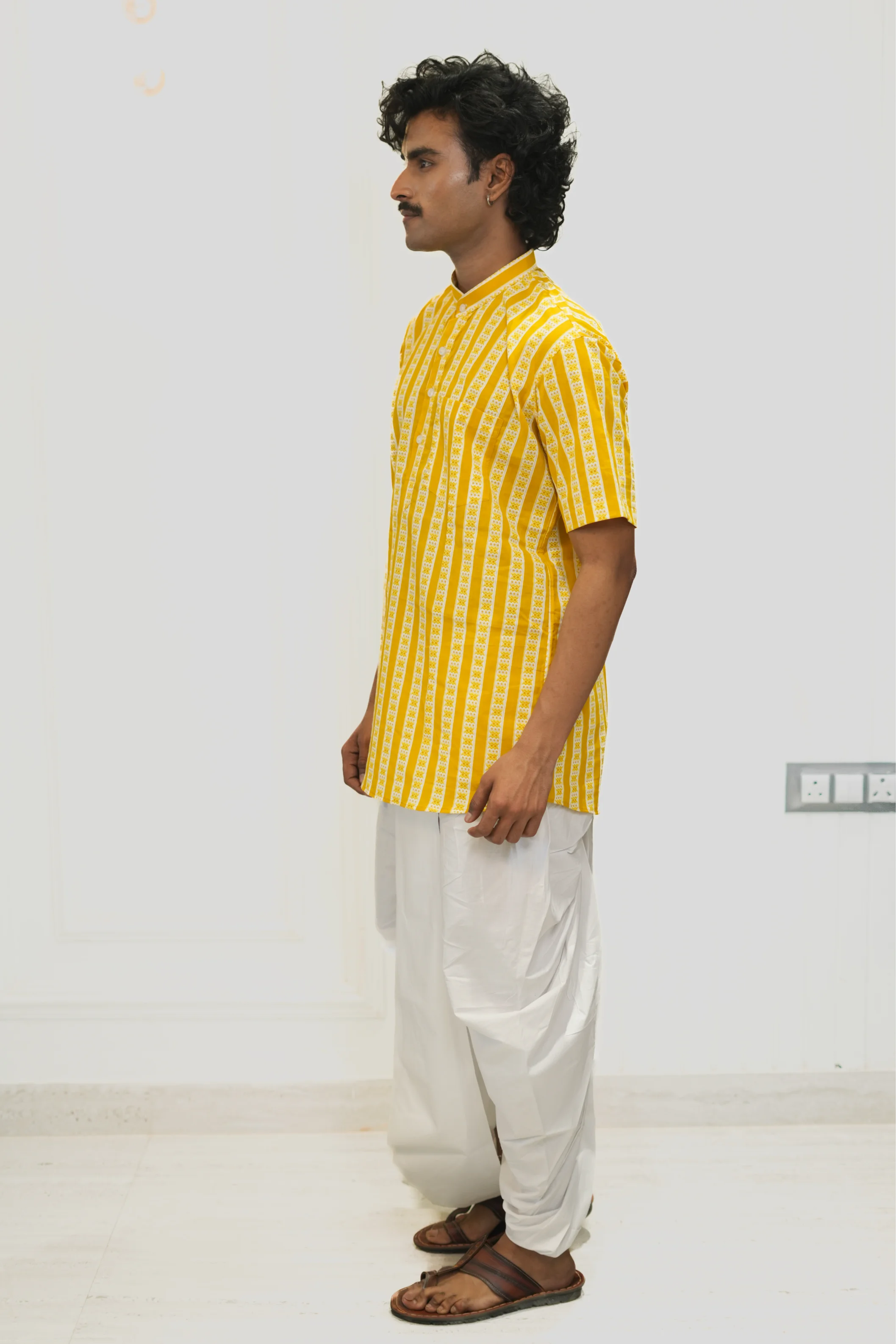Kutumb Peetambara - Men's Kurta And Dhoti Set