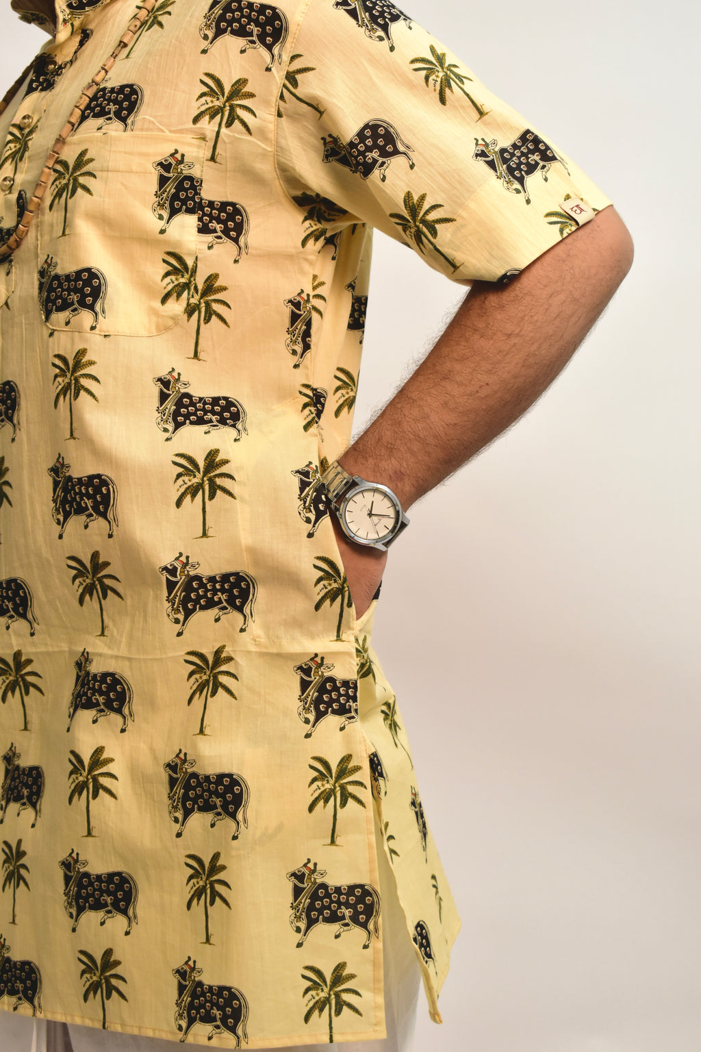 Devotee Kurta- Gomadh