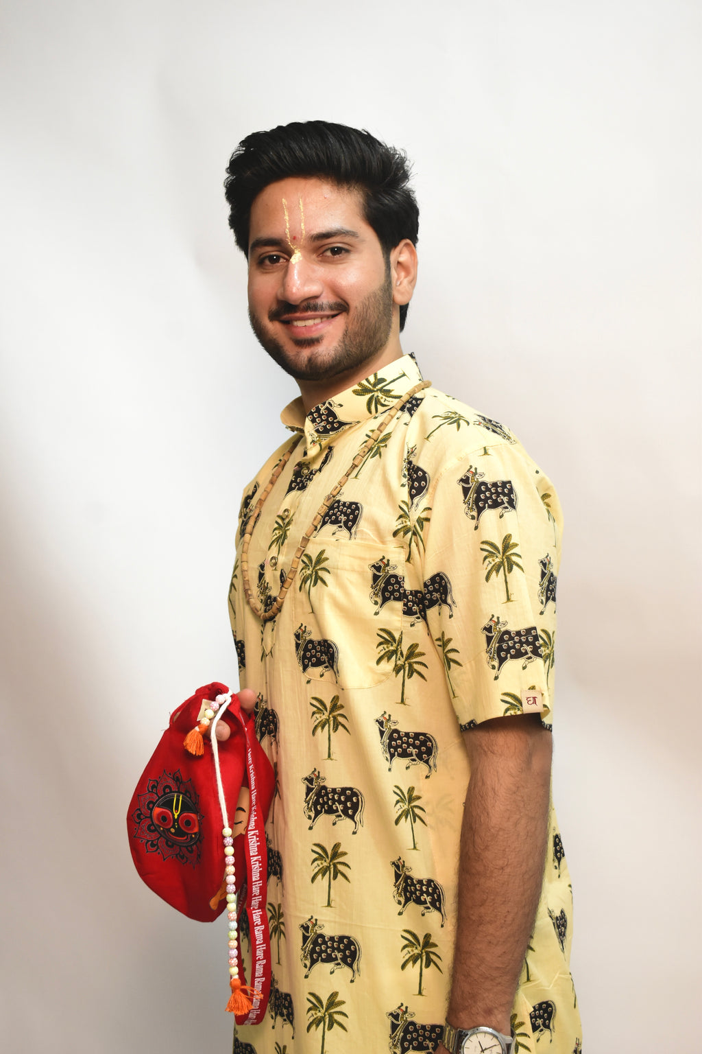 Devotee Kurta- Gomadh