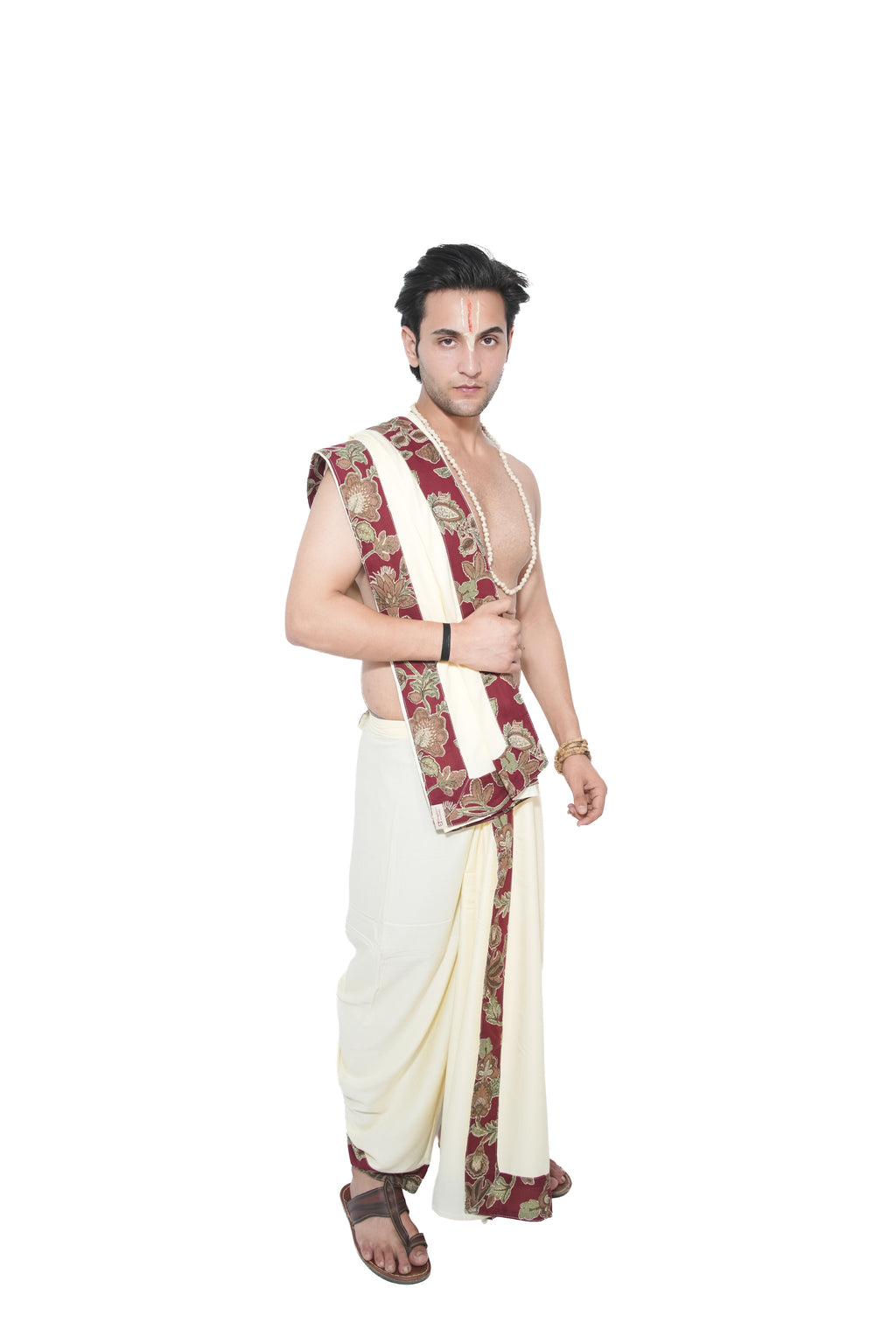 Sridhara Bagalabandhi And Dhoti Set- Maroon