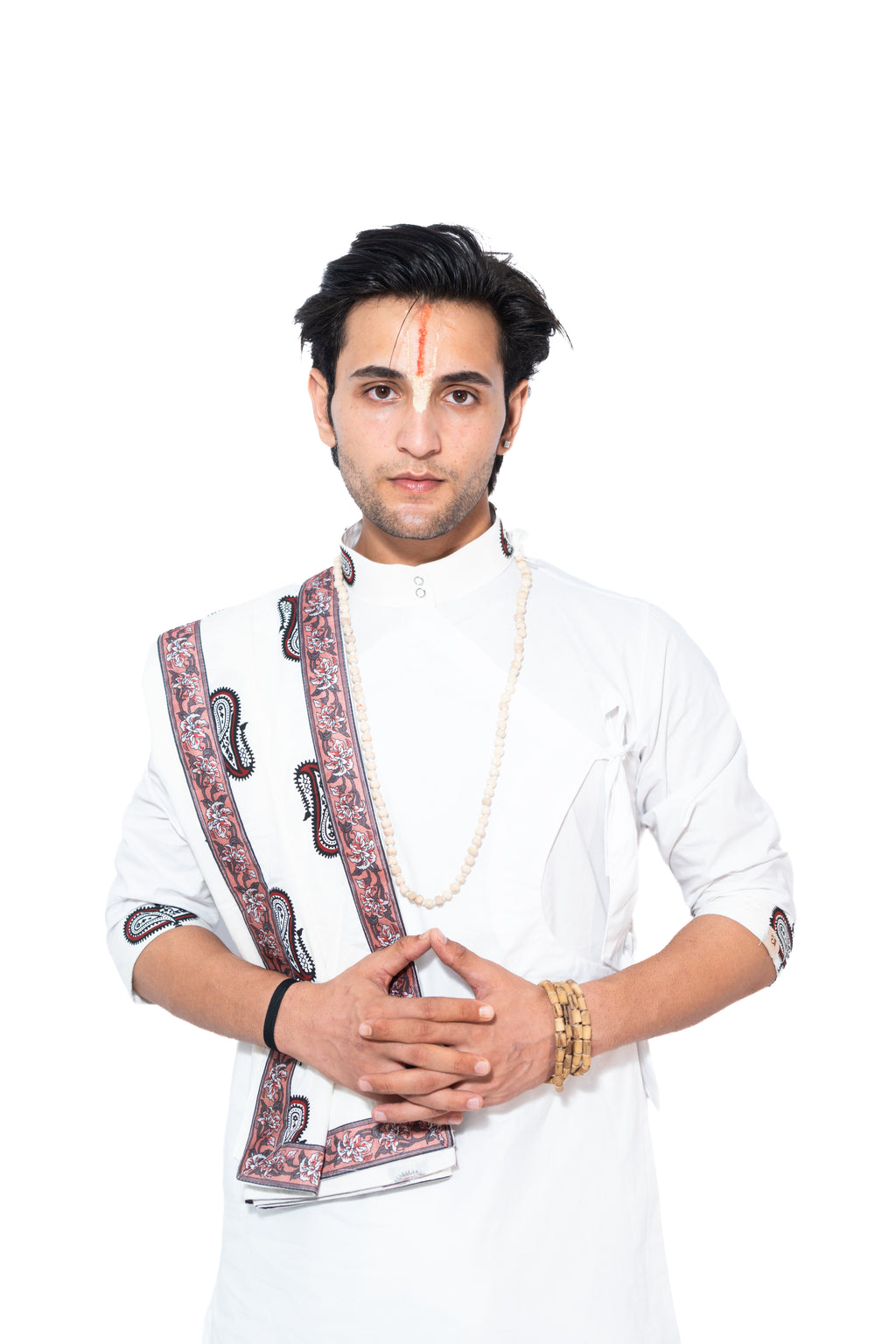 Arya Bagalabandhi and Dhoti Set- white