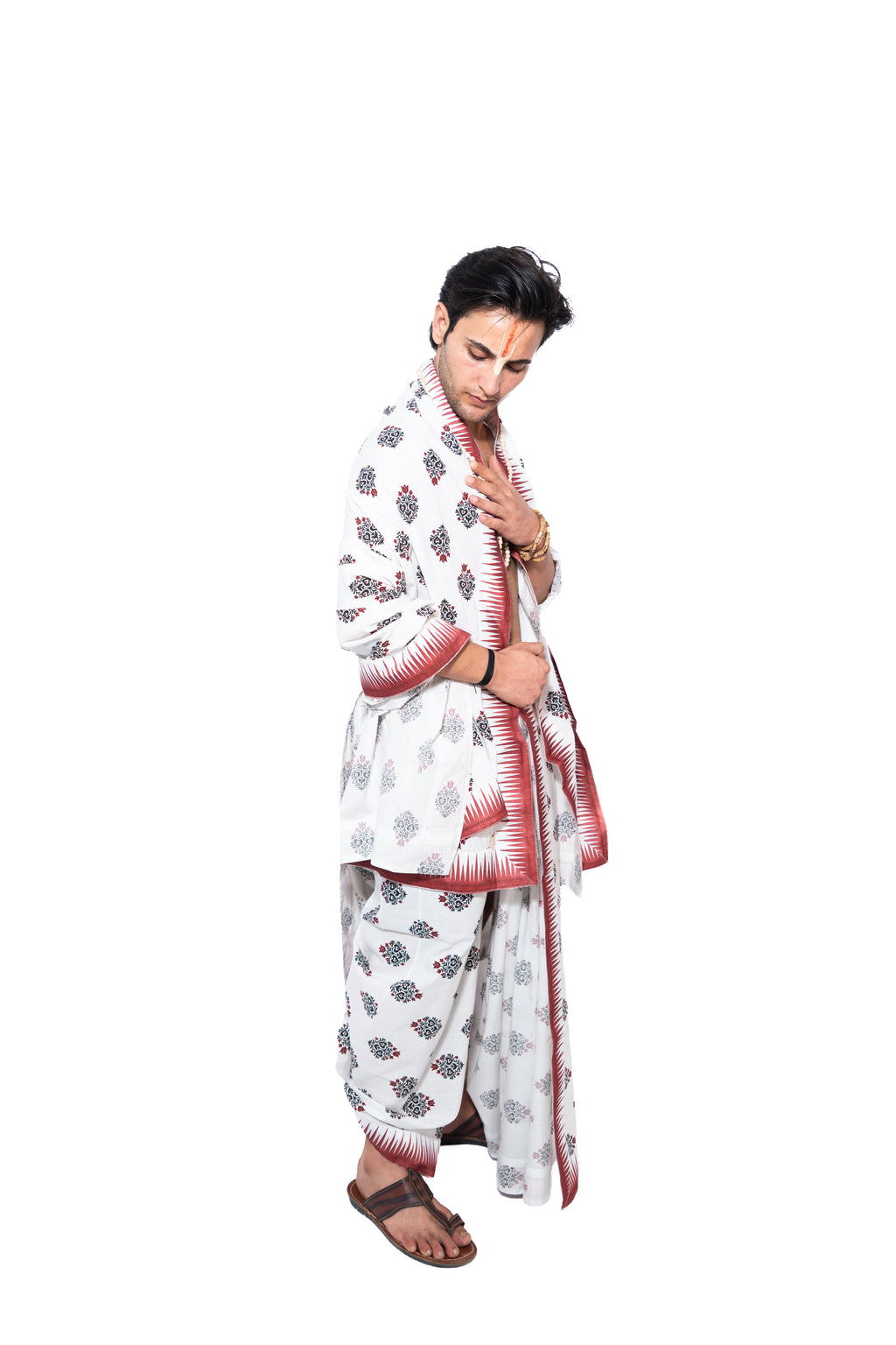 VAIṢṆAVA Dhoti and dupatta set - Off white