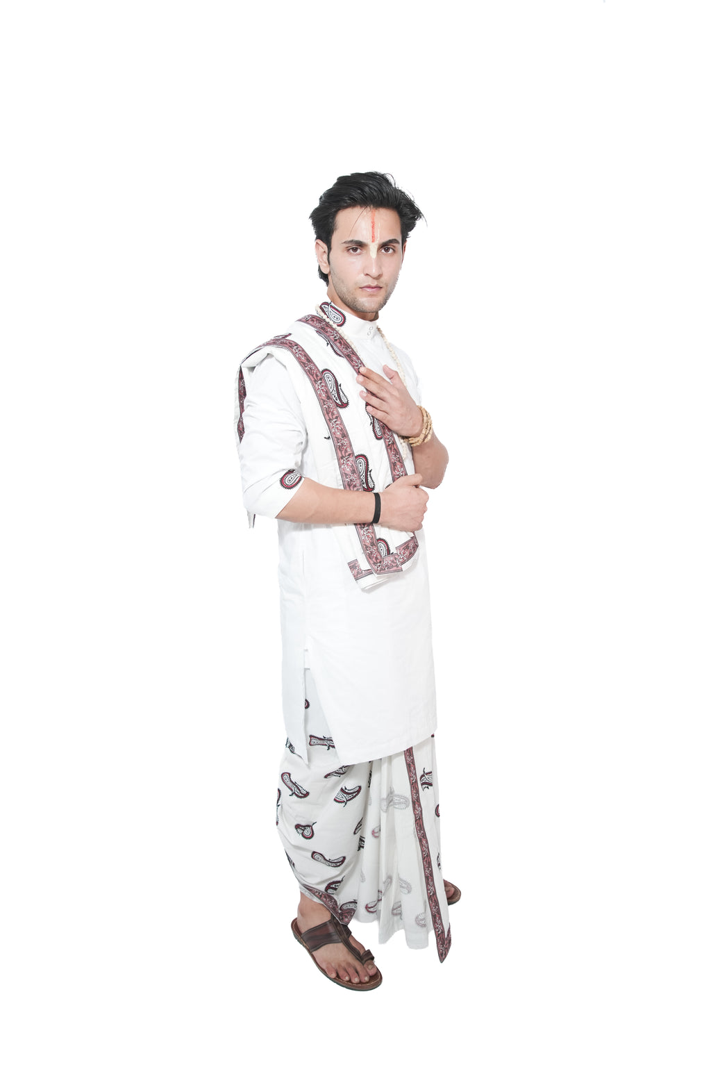 Arya Bagalabandhi and Dhoti Set- white