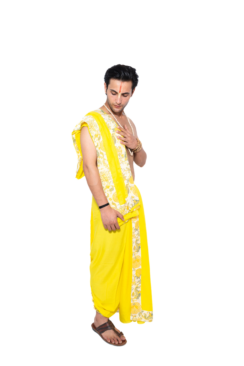Nandalāla Dhoti and dupatta set - Yellow