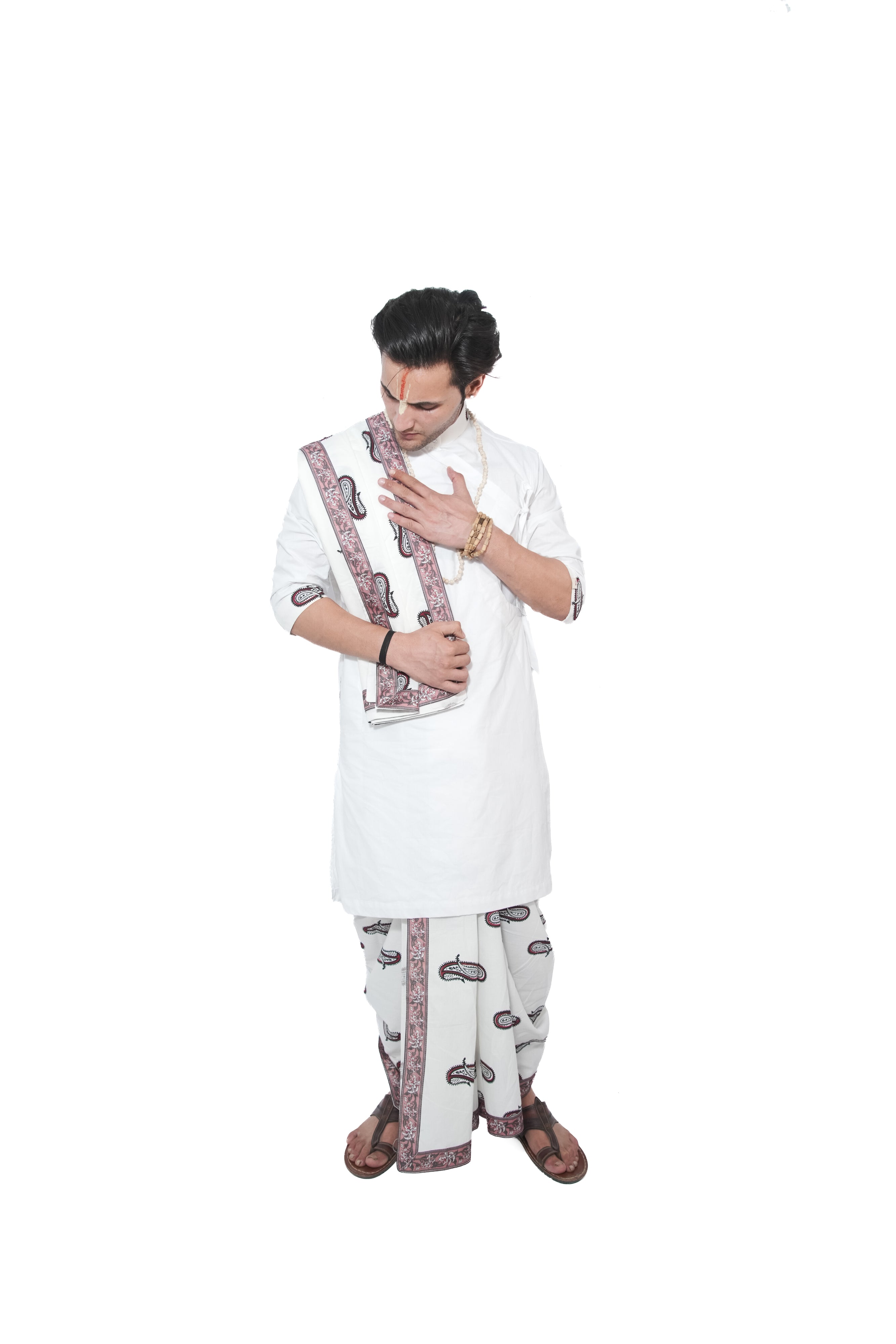 Arya Bagalabandhi and Dhoti Set- white