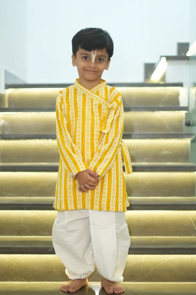 Kutumb Peetambara Kanha Dress