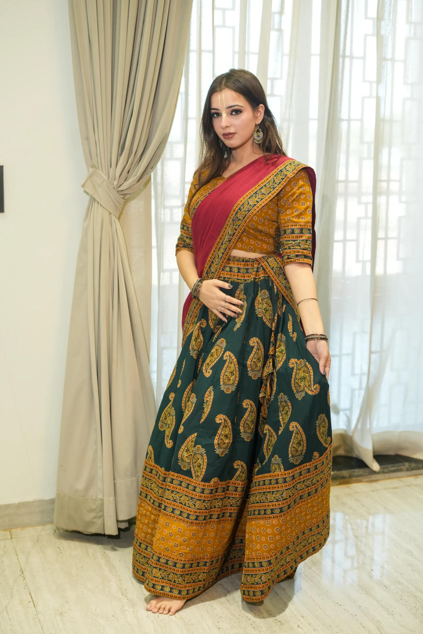 Kutumb Haritva Gopi Dress