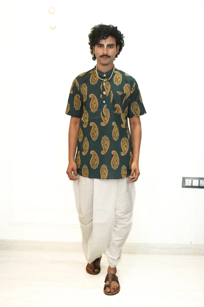 Kutumb Haritva- Men's Kurta And Dhoti Set