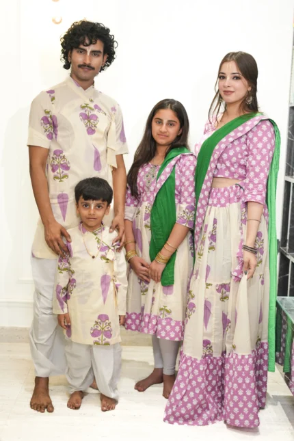 Kutumb Phool Raas Family Combo