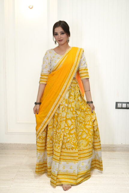 Kutumb Peetambara Leher Gopi Dress