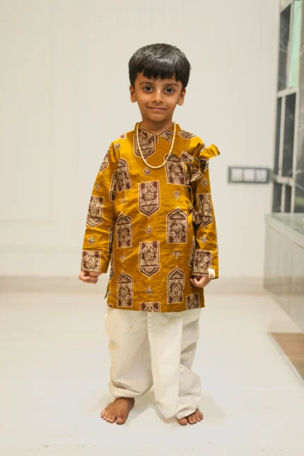 Kutumb Rajsi Raas- Kanha Dress