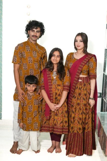 Kutumb Rajsi Raas Family Combo
